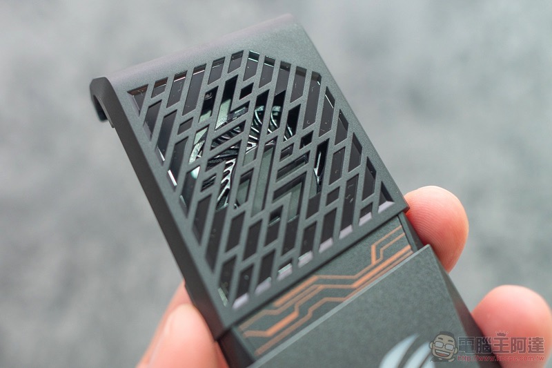 電競手機的完全體 ROG Phone II 大全套 開箱 動手玩(評價 評測 跑分) - 電腦王阿達 電競手機的完全體 ROG Phone II 大全套 開箱 動手玩(評價 評測 跑分) - 電腦王阿達