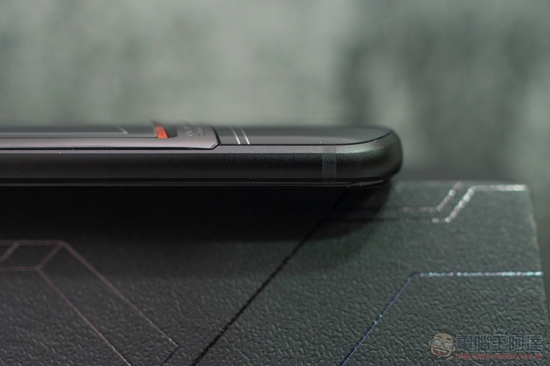 電競手機的完全體 ROG Phone II 大全套 開箱 動手玩(評價 評測 跑分) - 電腦王阿達 電競手機的完全體 ROG Phone II 大全套 開箱 動手玩(評價 評測 跑分) - 電腦王阿達
