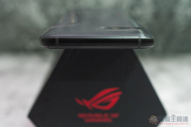 電競手機的完全體 ROG Phone II 大全套 開箱 動手玩(評價 評測 跑分) - 電腦王阿達 電競手機的完全體 ROG Phone II 大全套 開箱 動手玩(評價 評測 跑分) - 電腦王阿達