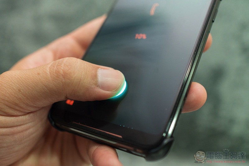 電競手機的完全體 ROG Phone II 大全套 開箱 動手玩(評價 評測 跑分) - 電腦王阿達 電競手機的完全體 ROG Phone II 大全套 開箱 動手玩(評價 評測 跑分) - 電腦王阿達