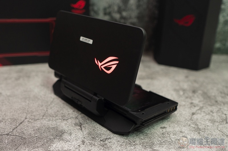 電競手機的完全體 ROG Phone II 大全套 開箱 動手玩(評價 評測 跑分) - 電腦王阿達 電競手機的完全體 ROG Phone II 大全套 開箱 動手玩(評價 評測 跑分) - 電腦王阿達