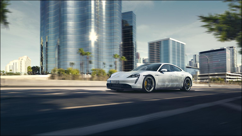 保時捷首部純電跑車 Porsche Taycan 正式發表: 761 匹最大馬力、 0-100km 只要 2.8 秒, 5%充電至 80% 僅需 22.5 分鐘 - 電腦王阿達 保時捷首部純電跑車 Porsche Taycan 正式發表: 761 匹最大馬力、 0-100km 只要 2.8 秒, 5%充電至 80% 僅需 22.5 分鐘 - 電腦王阿達