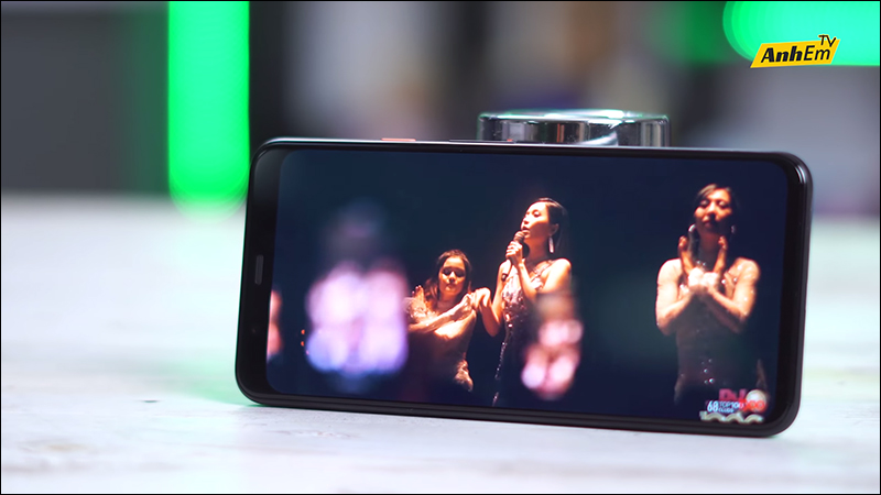 Google Pixel 4 系列 大量實機動手玩影片曝光,傳將於 10/15 發表 - 電腦王阿達 Google Pixel 4 系列 大量實機動手玩影片曝光,傳將於 10/15 發表 - 電腦王阿達