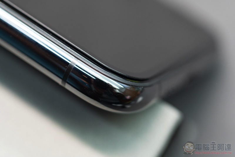 iPhone 11 / iPhone 11 Pro Max 開箱 體驗(同場加「貼」: 膜斯密碼 imos 3D 康寧玻璃 + 全機包膜) - 電腦王阿達 iPhone 11 / iPhone 11 Pro Max 開箱 體驗(同場加「貼」: 膜斯密碼 imos 3D 康寧玻璃 + 全機包膜) - 電腦王阿達