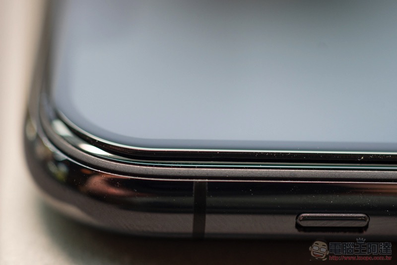 iPhone 11 / iPhone 11 Pro Max 開箱 體驗(同場加「貼」: 膜斯密碼 imos 3D 康寧玻璃 + 全機包膜) - 電腦王阿達 iPhone 11 / iPhone 11 Pro Max 開箱 體驗(同場加「貼」: 膜斯密碼 imos 3D 康寧玻璃 + 全機包膜) - 電腦王阿達