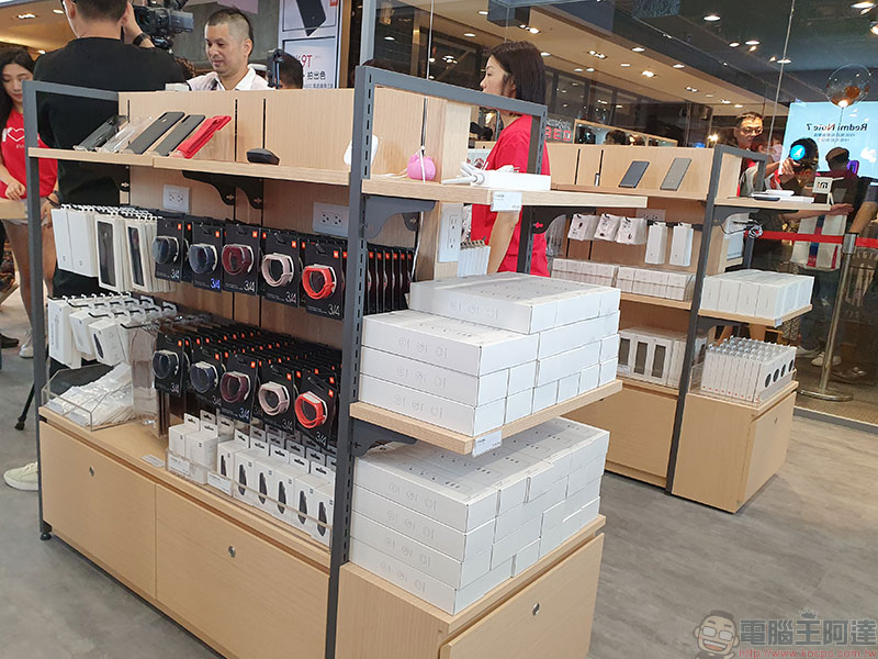 小米專賣店 落腳新光三越南西店 , 開幕端出多種好康優惠 - 電腦王阿達 小米專賣店 落腳新光三越南西店 , 開幕端出多種好康優惠 - 電腦王阿達
