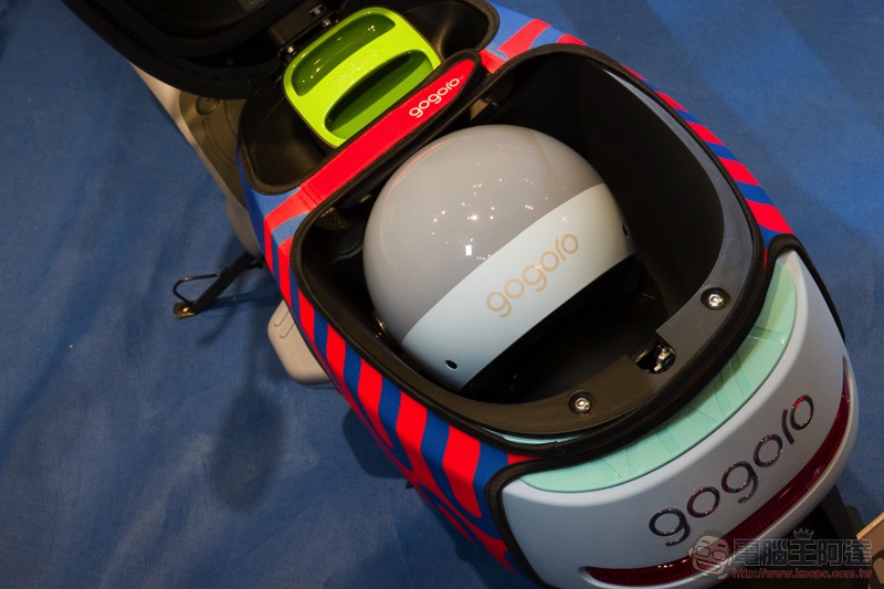 單電池款 Gogoro VIVA 動手玩 :集輕巧於一身的綠牌 PBGN 電動車 - 電腦王阿達 單電池款 Gogoro VIVA 動手玩 :集輕巧於一身的綠牌 PBGN 電動車 - 電腦王阿達