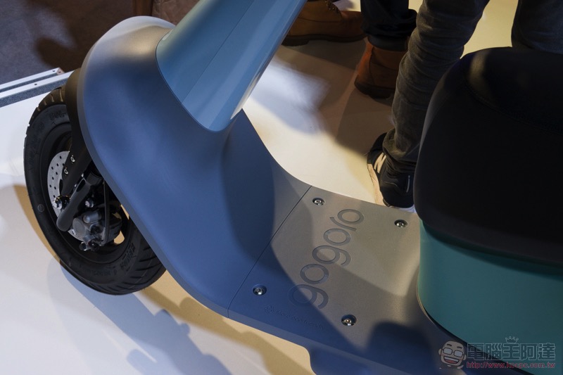 單電池款 Gogoro VIVA 動手玩 :集輕巧於一身的綠牌 PBGN 電動車 - 電腦王阿達 單電池款 Gogoro VIVA 動手玩 :集輕巧於一身的綠牌 PBGN 電動車 - 電腦王阿達