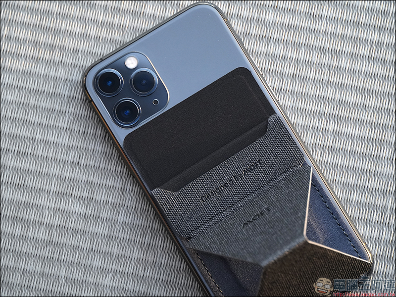 MOFT X 手機、平板用隱形支架 開箱、評測、動手玩:超薄攜帶式設計,多角度輕鬆切換手機閱覽 - 電腦王阿達 MOFT X 手機、平板用隱形支架 開箱、評測、動手玩:超薄攜帶式設計,多角度輕鬆切換手機閱覽 - 電腦王阿達