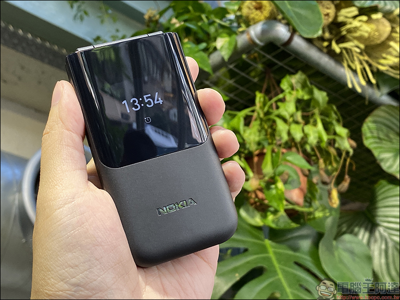 Nokia 7.2 強勢登台!搭載蔡司4800萬畫素後置三鏡頭,獨家導入蔡司散景模式(同場加映: Nokia 2720 Flip 經典回歸) - 電腦王阿達 Nokia 7.2 強勢登台!搭載蔡司4800萬畫素後置三鏡頭,獨家導入蔡司散景模式(同場加映: Nokia 2720 Flip 經典回歸) - 電腦王阿達