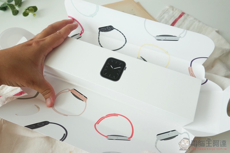 Apple Watch Series 5 開箱體驗:它真的能「隨時」看時間 - 電腦王阿達 Apple Watch Series 5 開箱體驗:它真的能「隨時」看時間 - 電腦王阿達