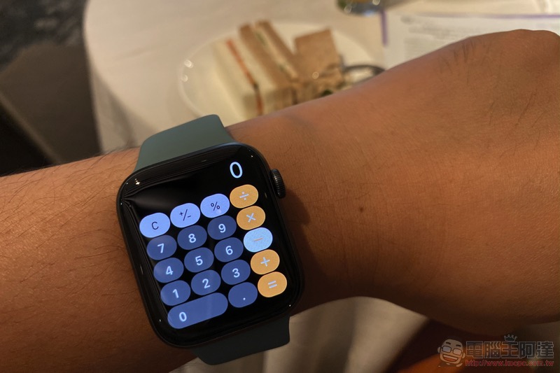 Apple Watch Series 5 開箱體驗：它真的能「隨時」看時間 - 電腦王阿達