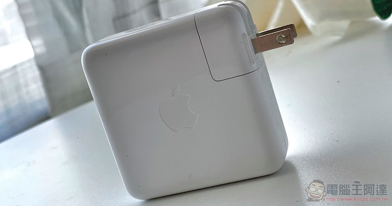 傳 16 吋 MacBook Pro 將搭 96W USB-C PB 充電器，10 月底發表？ - 電腦王阿達