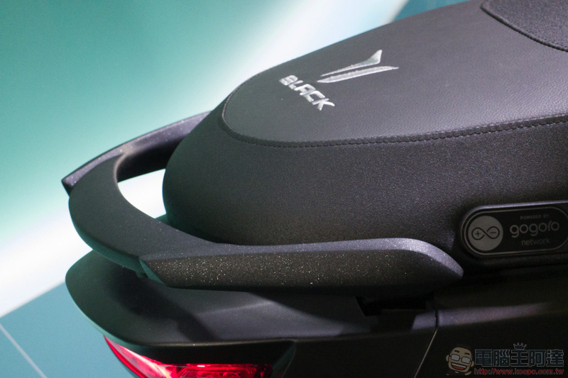 宏佳騰發表 Ai-1 Sport 黑隱特仕版 ,搭亞太電信合作方案最低 35,800 即可化身暗黑騎士 - 電腦王阿達 宏佳騰發表 Ai-1 Sport 黑隱特仕版 ,搭亞太電信合作方案最低 35,800 即可化身暗黑騎士 - 電腦王阿達