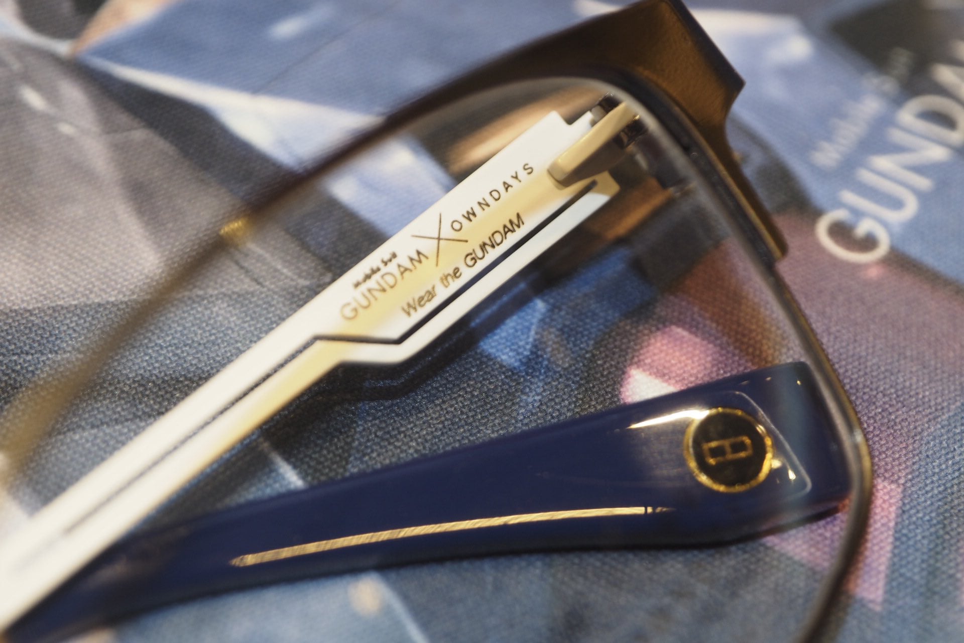 「GUNDAM × OWNDAYS 眼鏡」聯名商品 「GUNDAM HEAD CASE RX-78-2眼鏡盒」預定售價曝光 - 電腦王阿達