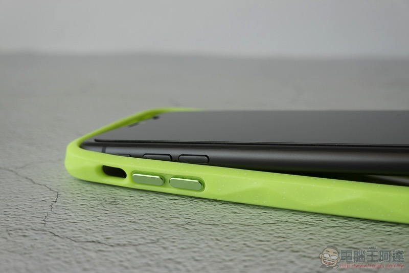 德國 LAUT for iPhone 11 系列軍規防摔手機殼開箱「動手摔」 - 電腦王阿達 德國 LAUT for iPhone 11 系列軍規防摔手機殼開箱「動手摔」 - 電腦王阿達