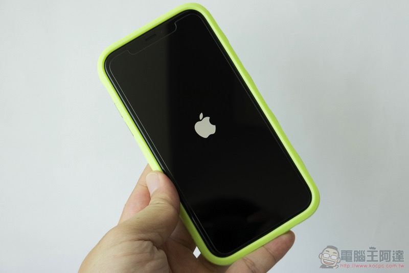 德國 LAUT for iPhone 11 系列軍規防摔手機殼開箱「動手摔」 - 電腦王阿達 德國 LAUT for iPhone 11 系列軍規防摔手機殼開箱「動手摔」 - 電腦王阿達
