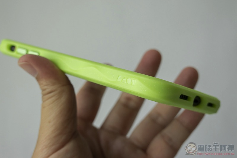 德國 LAUT for iPhone 11 系列軍規防摔手機殼開箱「動手摔」 - 電腦王阿達 德國 LAUT for iPhone 11 系列軍規防摔手機殼開箱「動手摔」 - 電腦王阿達