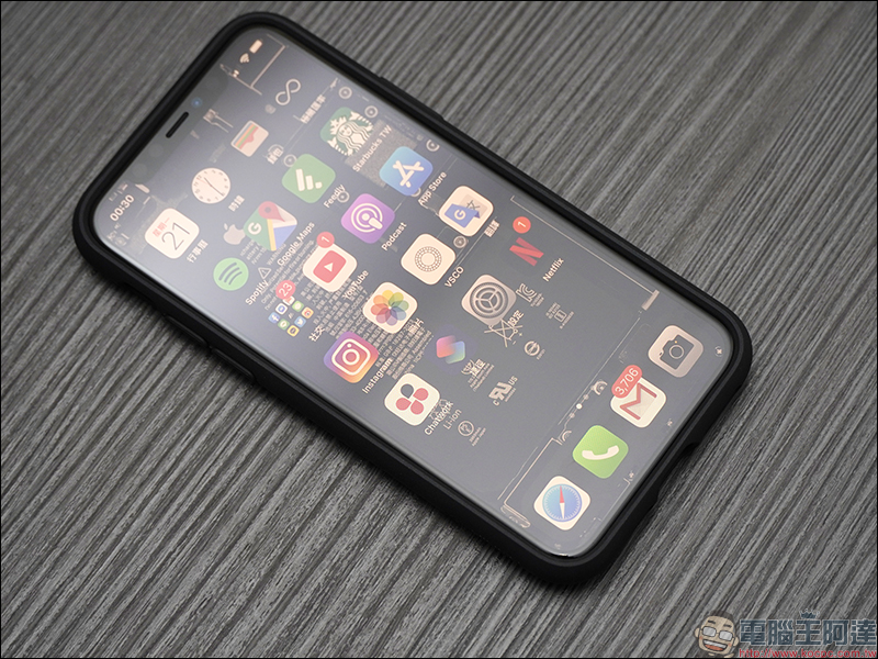 Spigen iPhone 11 系列防摔保護殼 開箱動手玩: Ultra Hybrid、Ultra Hybrid S、Slim Armor Essential S 兼具外型、防摔、實用追劇需求 - 電腦王阿達 Spigen iPhone 11 系列防摔保護殼 開箱動手玩: Ultra Hybrid、Ultra Hybrid S、Slim Armor Essential S 兼具外型、防摔、實用追劇需求 - 電腦王阿達