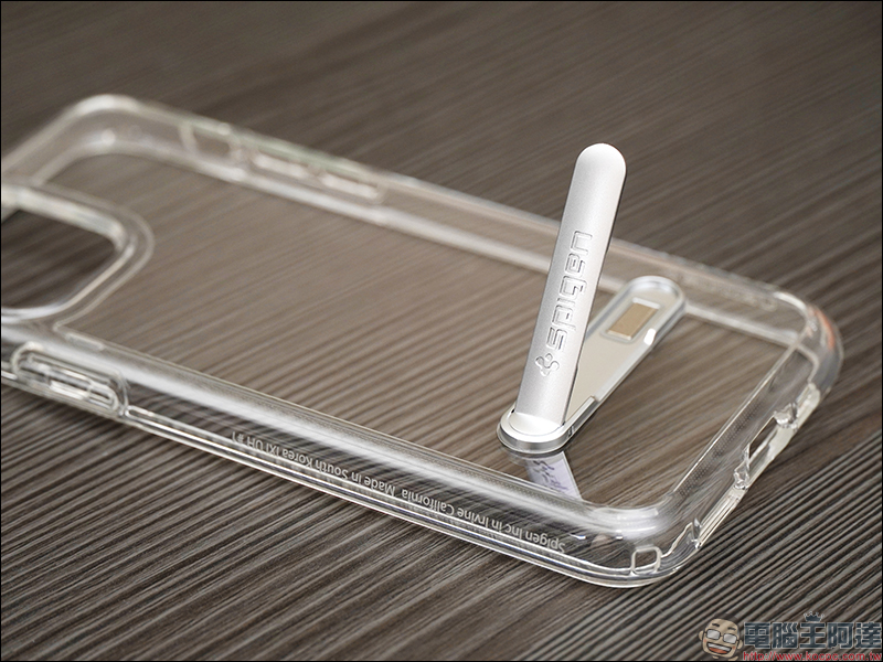 Spigen iPhone 11 系列防摔保護殼 開箱動手玩: Ultra Hybrid、Ultra Hybrid S、Slim Armor Essential S 兼具外型、防摔、實用追劇需求 - 電腦王阿達 Spigen iPhone 11 系列防摔保護殼 開箱動手玩: Ultra Hybrid、Ultra Hybrid S、Slim Armor Essential S 兼具外型、防摔、實用追劇需求 - 電腦王阿達
