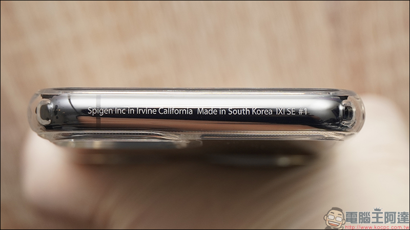 Spigen iPhone 11 系列防摔保護殼 開箱動手玩: Ultra Hybrid、Ultra Hybrid S、Slim Armor Essential S 兼具外型、防摔、實用追劇需求 - 電腦王阿達 Spigen iPhone 11 系列防摔保護殼 開箱動手玩: Ultra Hybrid、Ultra Hybrid S、Slim Armor Essential S 兼具外型、防摔、實用追劇需求 - 電腦王阿達