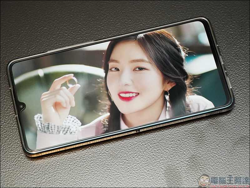 華為 HUAWEI Mate20 X5G 開箱、評測、動手玩:全球首款5G雙模、 7.2吋超大螢幕旗艦級手機 - 電腦王阿達 華為 HUAWEI Mate20 X5G 開箱、評測、動手玩:全球首款5G雙模、 7.2吋超大螢幕旗艦級手機 - 電腦王阿達