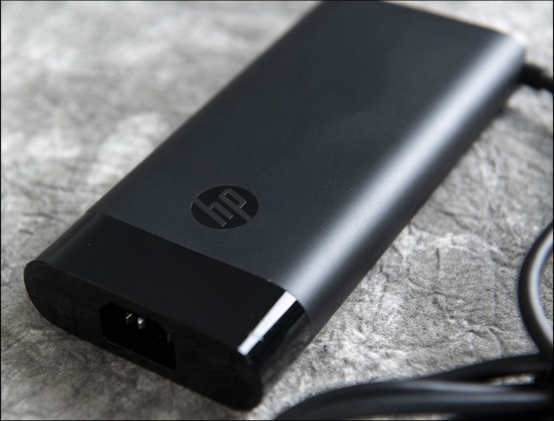 為什麼大多數筆記型電腦充電器都有一大塊變壓器? - 電腦王阿達 電競筆電 HP OMEN 15 開箱 - 32