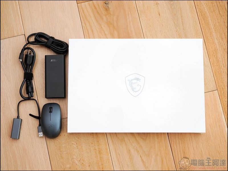 MSI Prestige 15 開箱 - 03 MSI Prestige 15 開箱 - 03