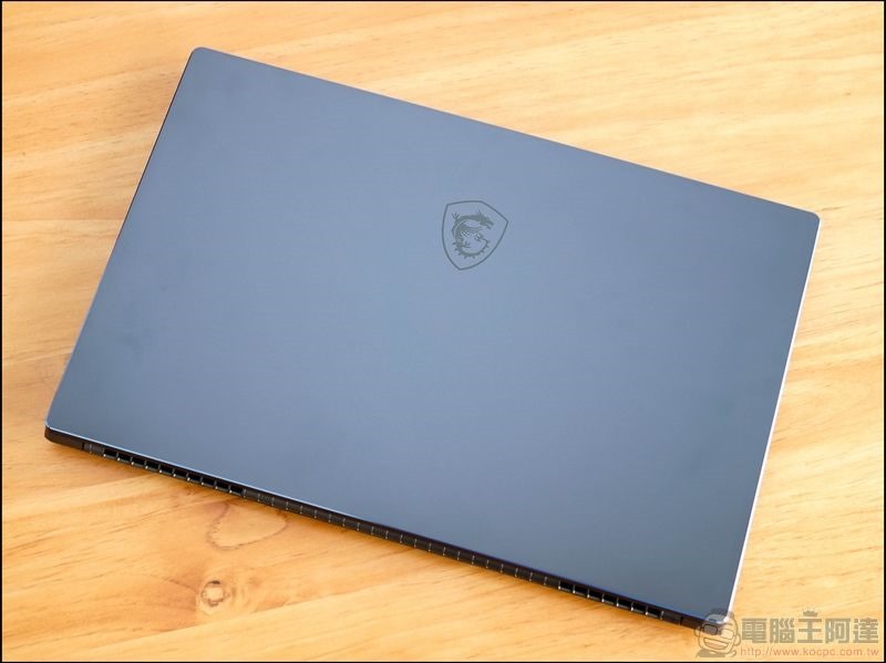 MSI Prestige 15 開箱 - 10 MSI Prestige 15 開箱 - 10
