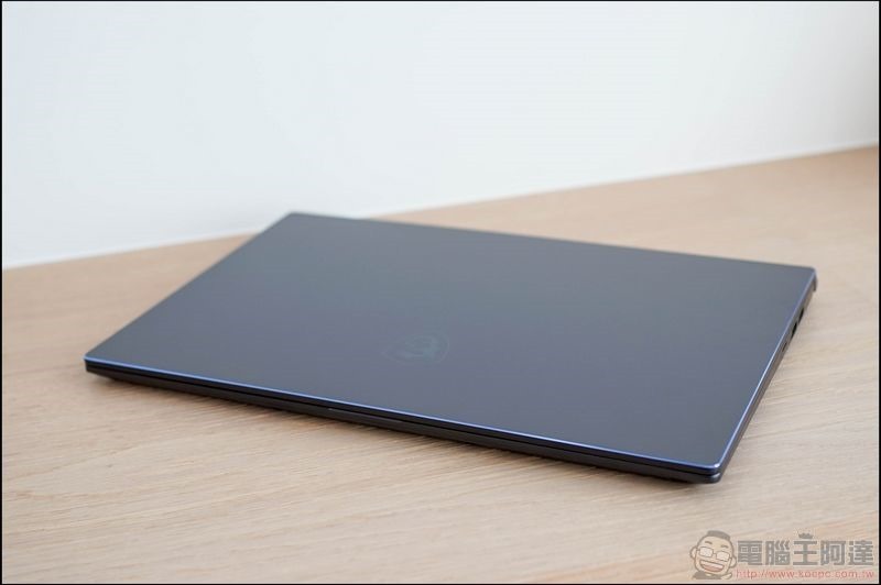 MSI Prestige 15 開箱 - 12 MSI Prestige 15 開箱 - 12