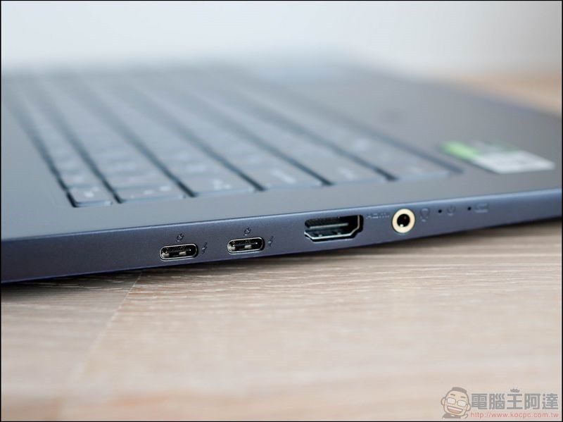 MSI Prestige 15 開箱 - 31 MSI Prestige 15 開箱 - 31