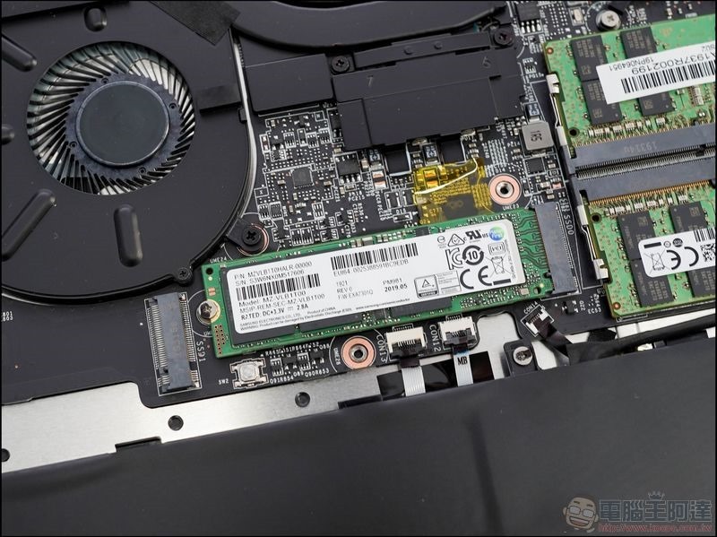 MSI Prestige 15 開箱 - 40 MSI Prestige 15 開箱 - 40