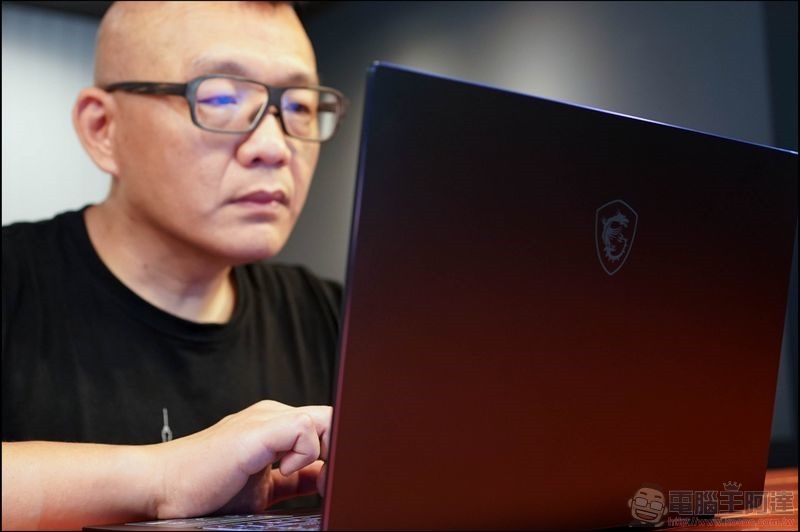 MSI Prestige 15 開箱 - 45 MSI Prestige 15 開箱 - 45