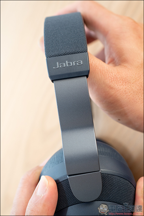 Jabra Elite 85H 頭戴式智能降噪藍牙耳機 開箱、評測,AI智能+超強續航給你滿滿的私人領域 - 電腦王阿達 Jabra Elite 85H 頭戴式智能降噪藍牙耳機 開箱、評測,AI智能+超強續航給你滿滿的私人領域 - 電腦王阿達