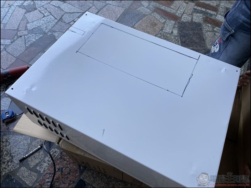 特斯拉充電樁保護箱 - 06 特斯拉充電樁保護箱 - 06