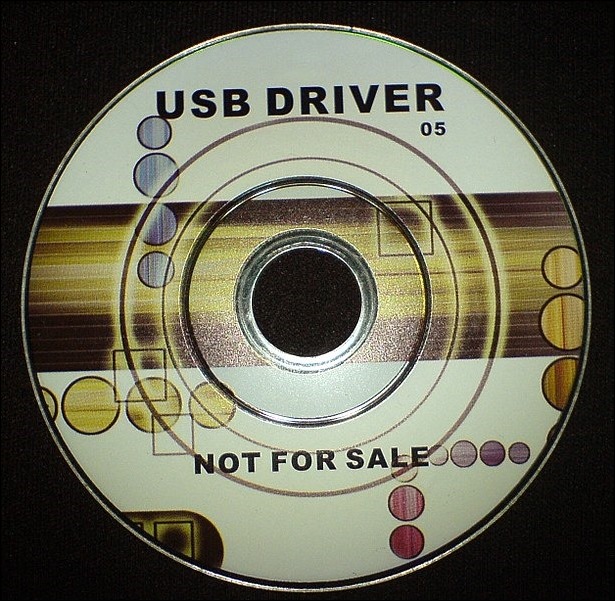 613px-USB_driver_Mini_CD_20060911 613px-USB_driver_Mini_CD_20060911