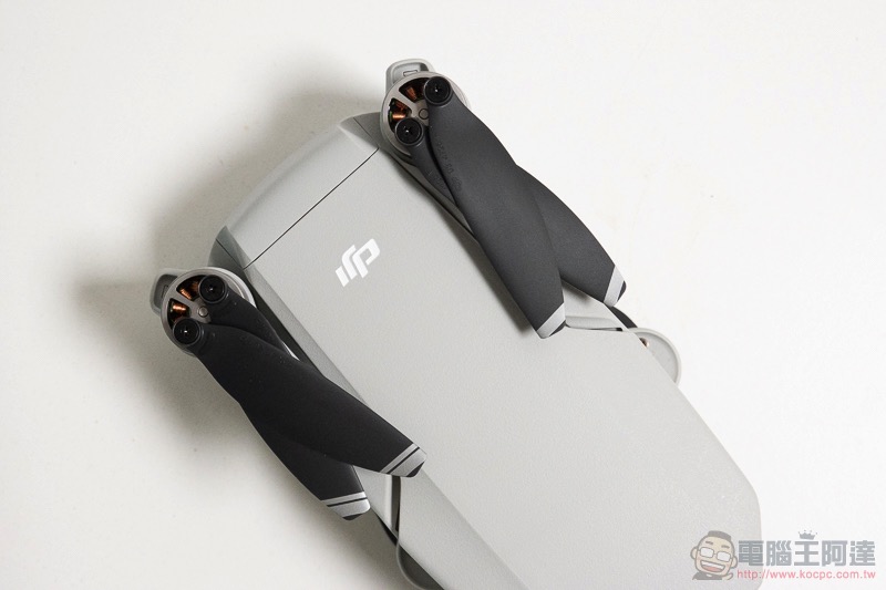 DJI Mavic Mini 開箱動手玩 :續航強悍又好攜帶,但真的適合用來入門嗎? - 電腦王阿達 DJI Mavic Mini 開箱動手玩 :續航強悍又好攜帶,但真的適合用來入門嗎? - 電腦王阿達