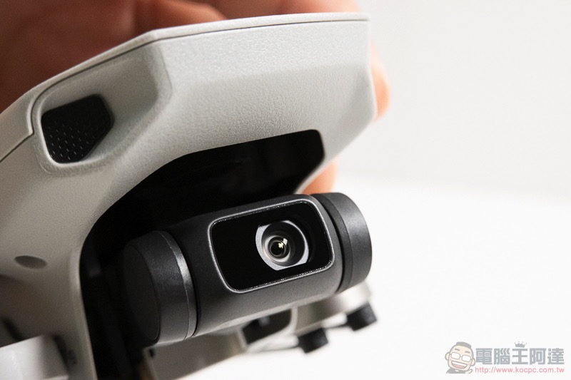DJI Mavic Mini 開箱動手玩 :續航強悍又好攜帶,但真的適合用來入門嗎? - 電腦王阿達 DJI Mavic Mini 開箱動手玩 :續航強悍又好攜帶,但真的適合用來入門嗎? - 電腦王阿達