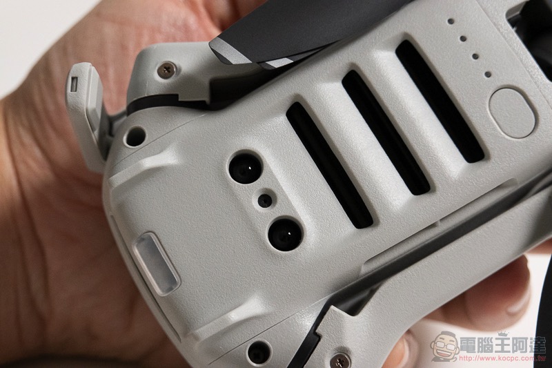 DJI Mavic Mini 開箱動手玩 :續航強悍又好攜帶,但真的適合用來入門嗎? - 電腦王阿達 DJI Mavic Mini 開箱動手玩 :續航強悍又好攜帶,但真的適合用來入門嗎? - 電腦王阿達