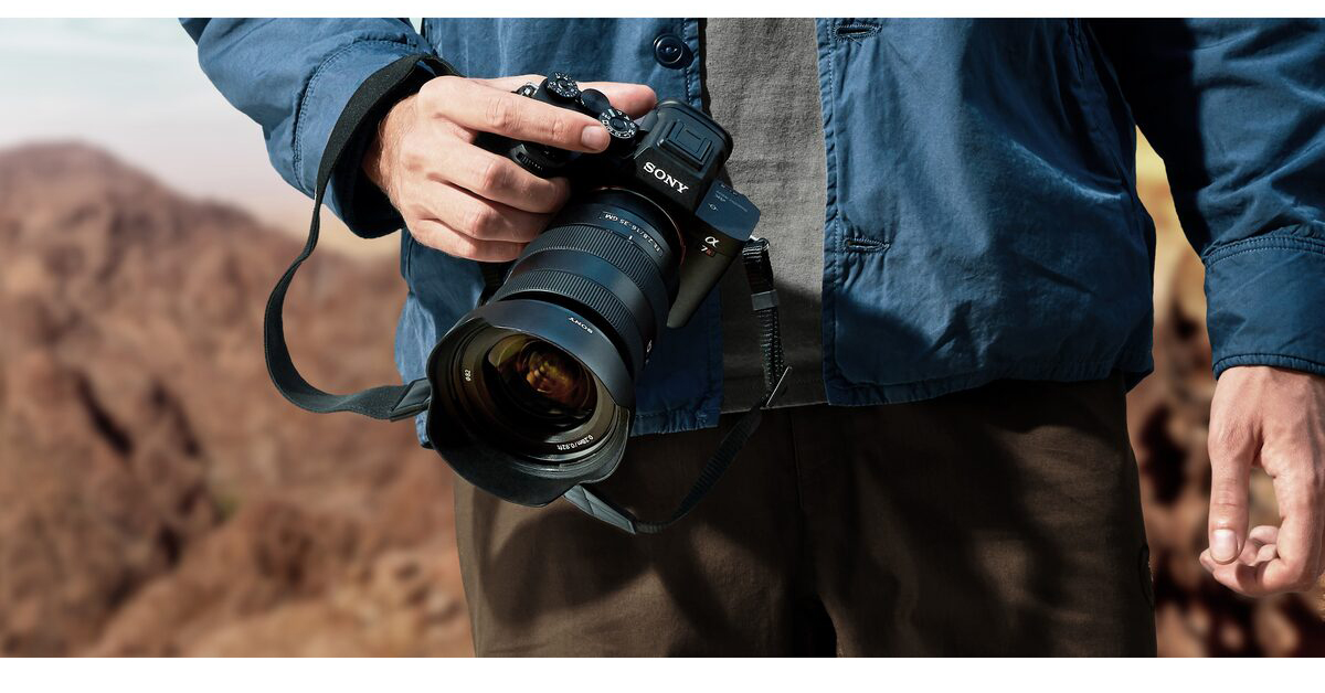 Sony 以無反佔領全片幅相機市場 超越 Canon、Nikon 居冠 - 電腦王阿達 Sony 以無反佔領全片幅相機市場 超越 Canon、Nikon 居冠 - 電腦王阿達