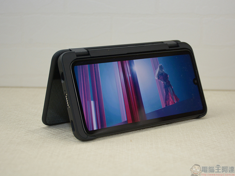 LG G8X ThinQ DualScreen 實測、動手玩，雙螢幕一次滿足你全方位需求 - 電腦王阿達