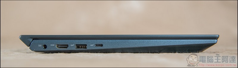 ASUS ZenBook Duo UX481 開箱 - 13 ASUS ZenBook Duo UX481 開箱 - 13