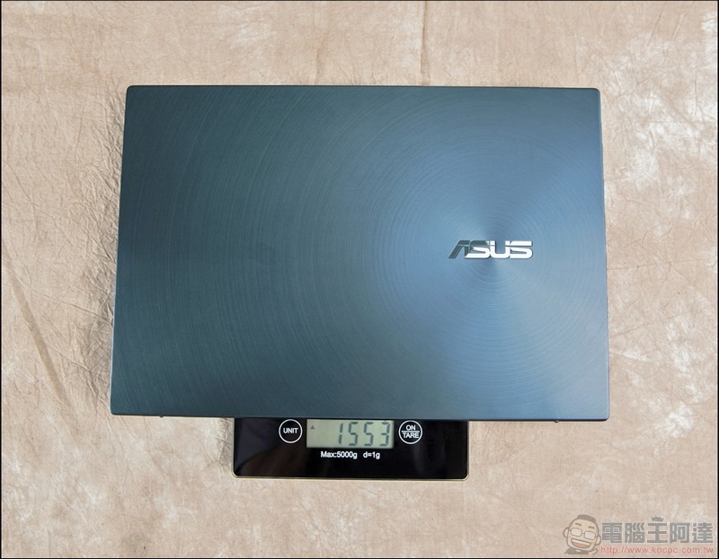 ASUS ZenBook Duo UX481 開箱 - 24