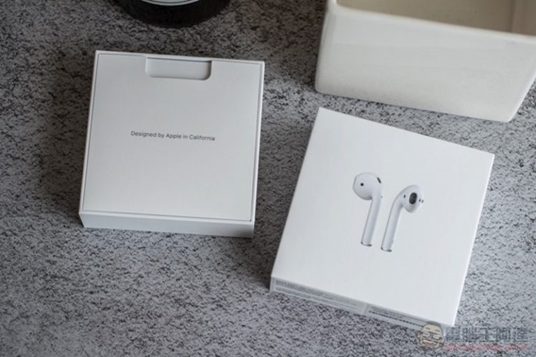 為什麼其他無線藍牙耳塞無法像 Apple AirPods 一樣賣到翻掉? - 電腦王阿達 AirPods 電池很快就沒電 ,1562920346-ff54bf96f077c289e6f935a20ee8dfc3-768x512