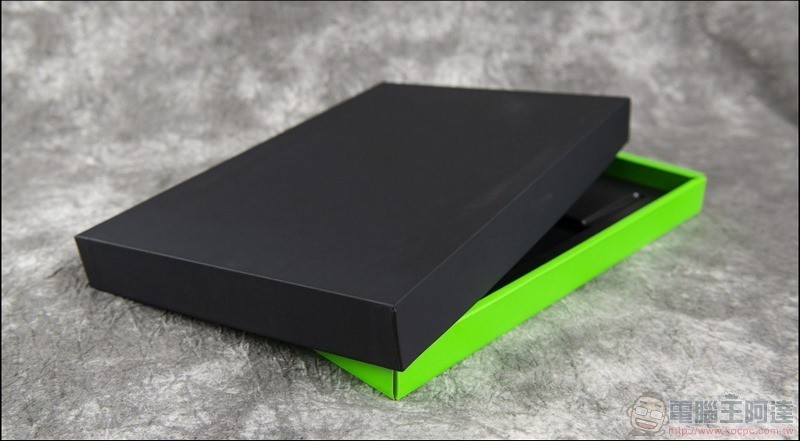 Razer Blade Stealth 13輕薄電競筆電開箱 - 05 Razer Blade Stealth 13輕薄電競筆電開箱 - 05