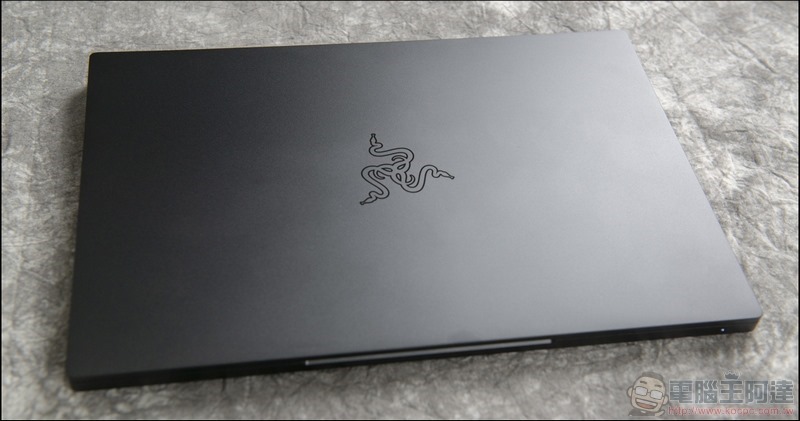 Razer Blade Stealth 13輕薄電競筆電開箱 - 07 Razer Blade Stealth 13輕薄電競筆電開箱 - 07