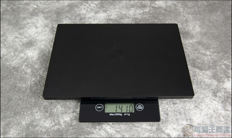 Razer Blade Stealth 13輕薄電競筆電開箱 - 11 Razer Blade Stealth 13輕薄電競筆電開箱 - 11