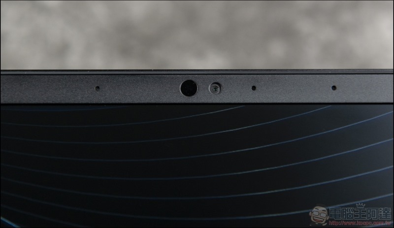 Razer Blade Stealth 13輕薄電競筆電開箱 - 13 Razer Blade Stealth 13輕薄電競筆電開箱 - 13
