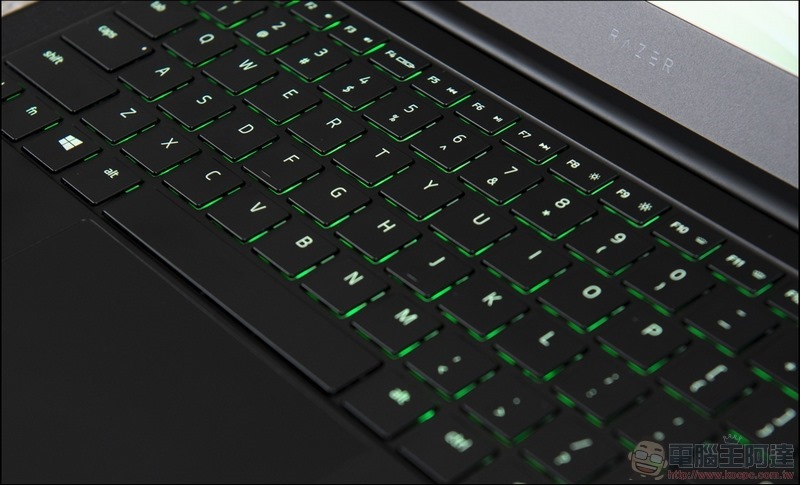 Razer Blade Stealth 13輕薄電競筆電開箱 - 14 Razer Blade Stealth 13輕薄電競筆電開箱 - 14
