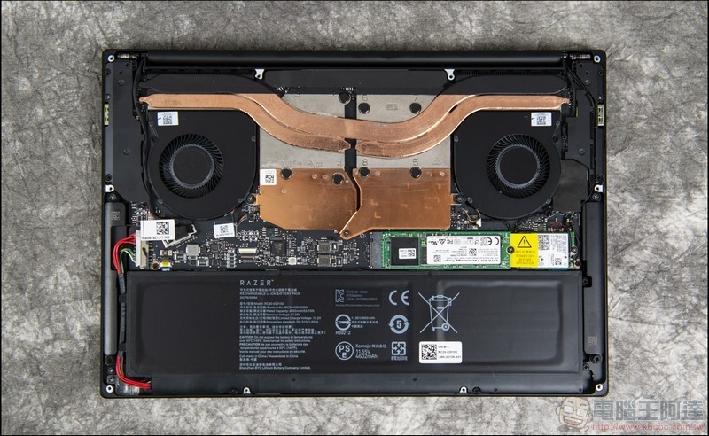 Razer Blade Stealth 13輕薄電競筆電開箱 - 22 Razer Blade Stealth 13輕薄電競筆電開箱 - 22